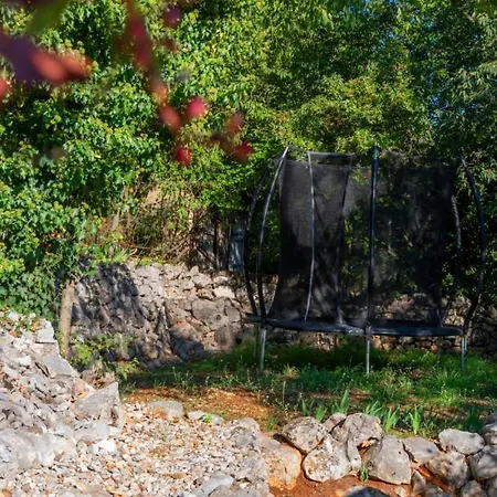 Pave-makarska By Guide