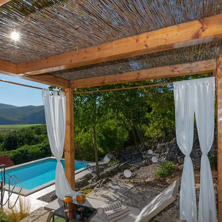 Pave-makarska By Guide